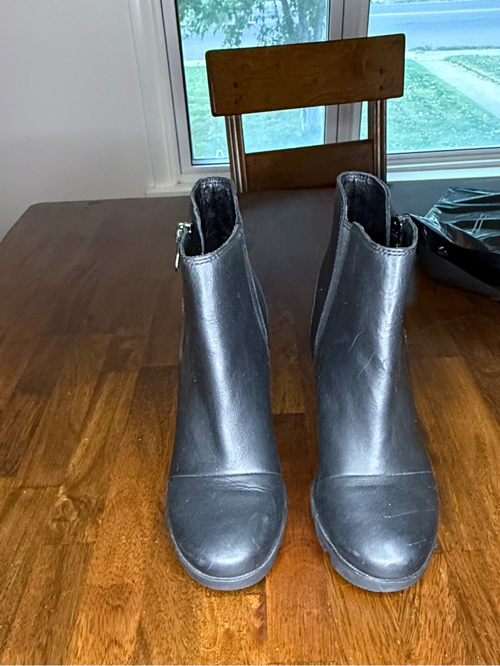 Sorel Black Leather-Look Ankle Booties with Side Zip
